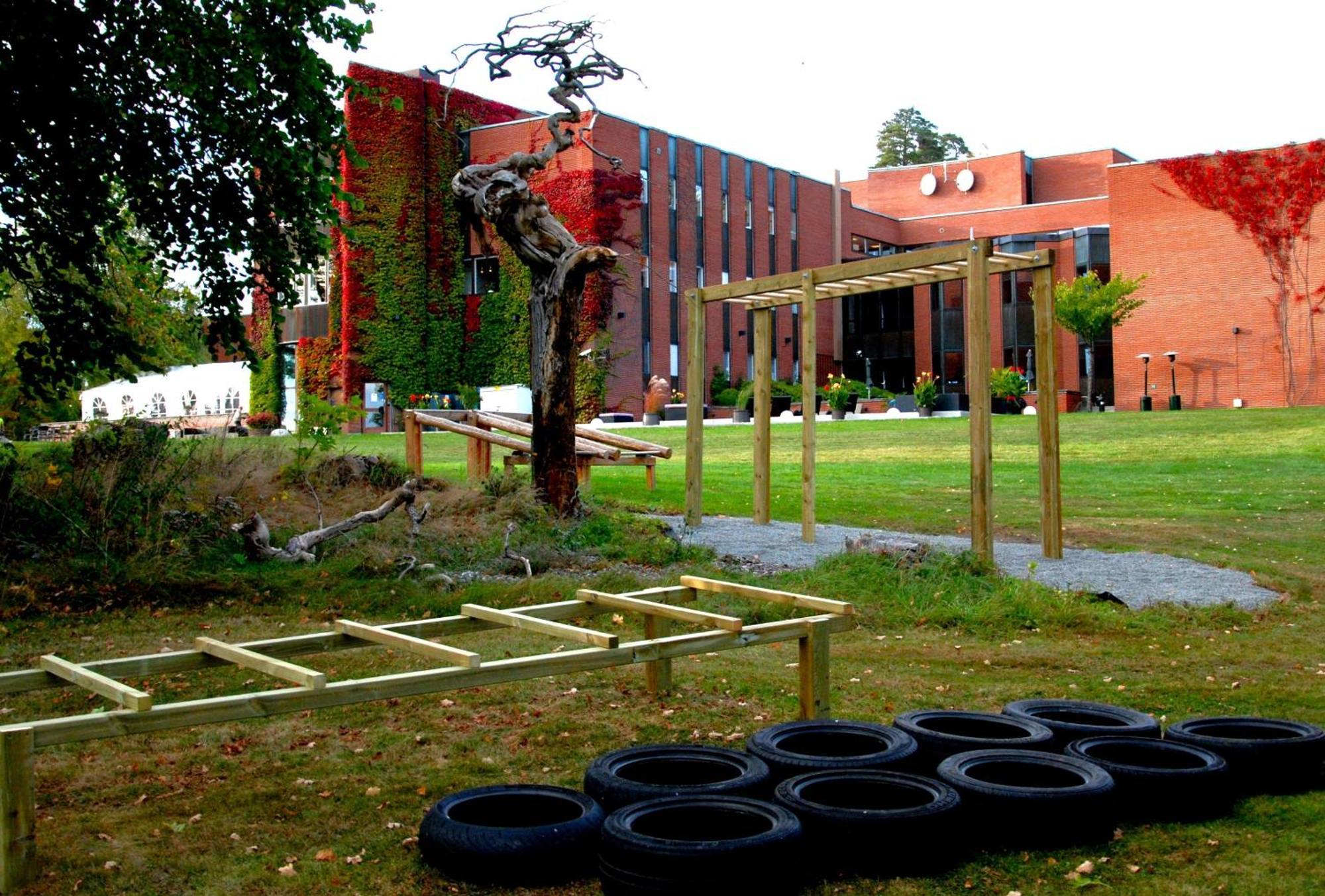 Skogshem & Wijk Hotel Lidingo Bagian luar foto